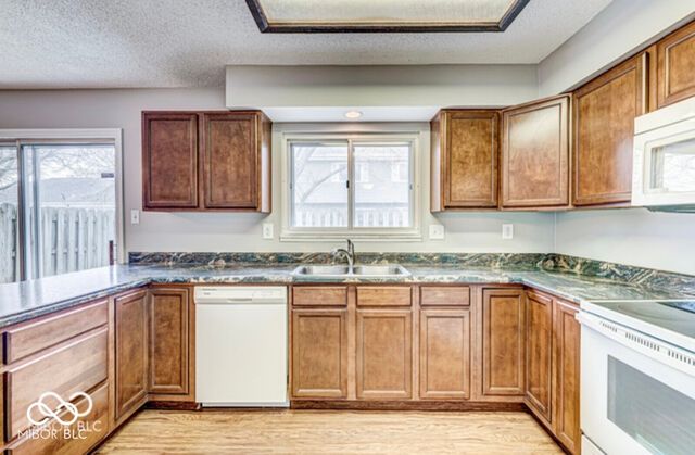 7627 Vintage Court, Lawrence, IN 46226