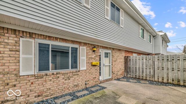 7627 Vintage Court, Lawrence, IN 46226