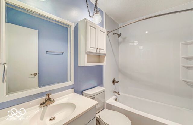 7627 Vintage Court, Lawrence, IN 46226