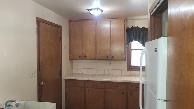 2410 LINA LANE, Green Bay, WI 54304
