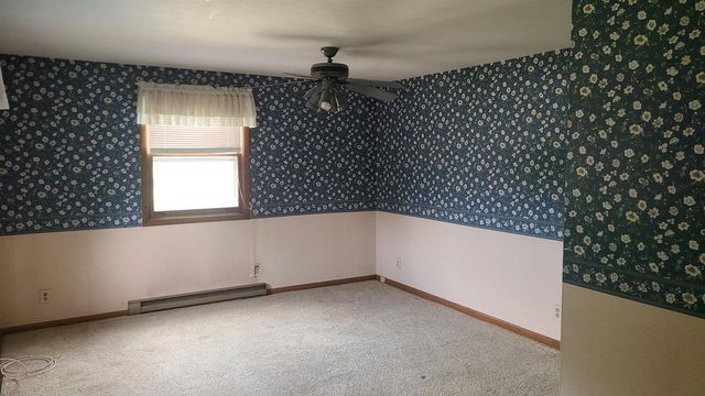 2410 LINA LANE, Green Bay, WI 54304