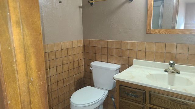 2410 LINA LANE, Green Bay, WI 54304