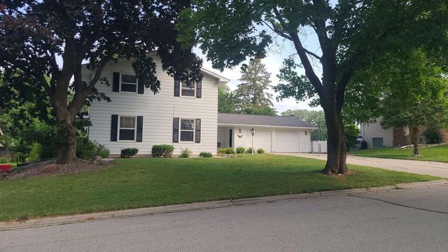 2410 LINA LANE, Green Bay, WI 54304