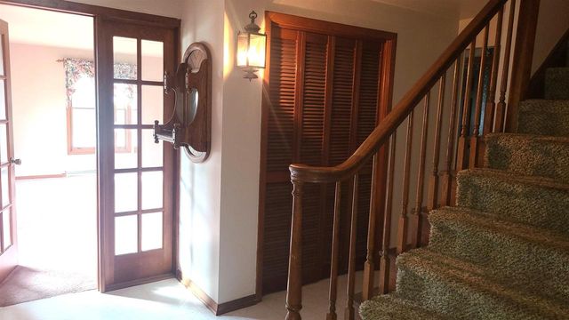 2410 LINA LANE, Green Bay, WI 54304