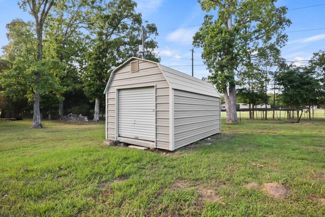 194 County Road 1720, Mt Pleasant, TX 75455