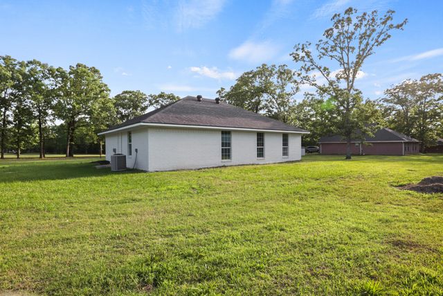 194 County Road 1720, Mt Pleasant, TX 75455