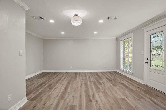 194 County Road 1720, Mt Pleasant, TX 75455