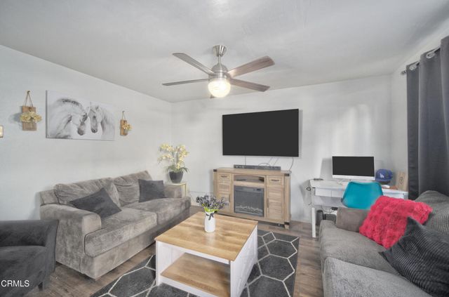 83 Cabrillo Court, Santa Paula, CA 93060