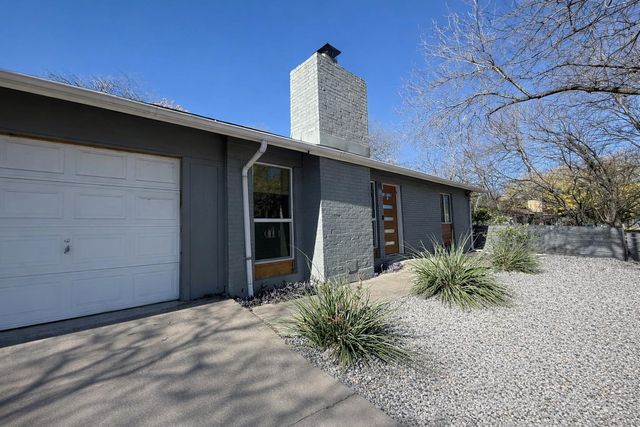 1400 Southport DR B, Austin, TX 78704