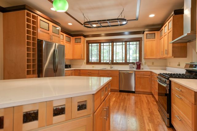 325 Green St, Boylston, MA 01505