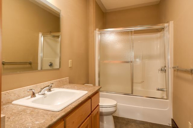 325 Green St, Boylston, MA 01505