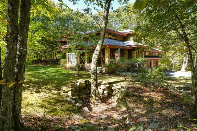 325 Green St, Boylston, MA 01505