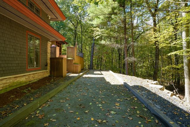 325 Green St, Boylston, MA 01505