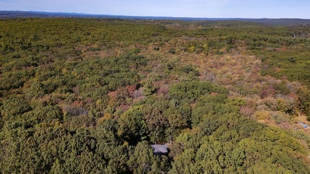 325 Green St, Boylston, MA 01505