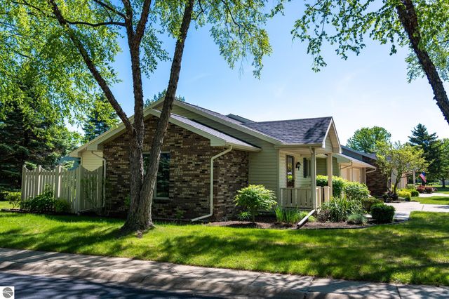 240 Peachwood Lane, Mt Pleasant, MI 48858