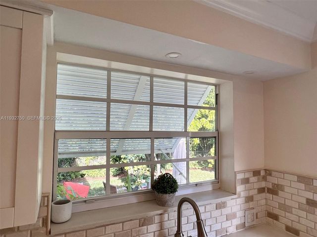 130 Malaga Ave, Coral Gables, FL 33134