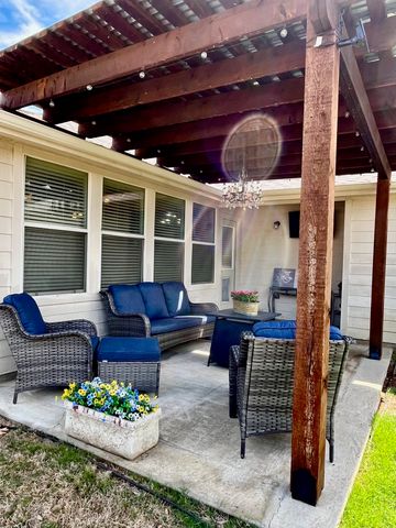 4324 Westbend Lane, Fort Worth, TX 76244
