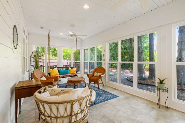 5378 Creek View Lane, Hollywood, SC 29449