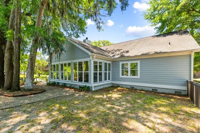 5378 Creek View Lane, Hollywood, SC 29449