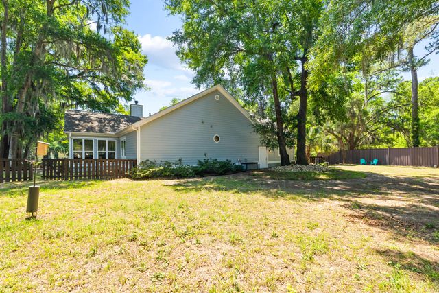 5378 Creek View Lane, Hollywood, SC 29449
