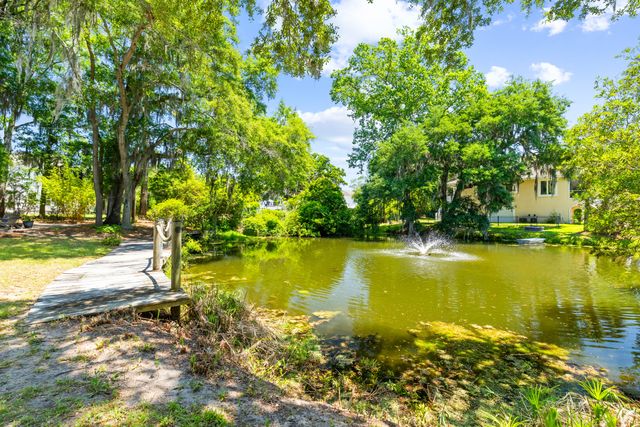 5378 Creek View Lane, Hollywood, SC 29449