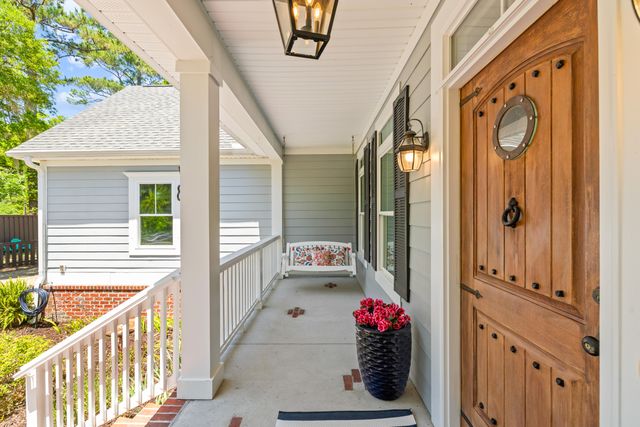 5378 Creek View Lane, Hollywood, SC 29449