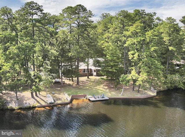 113 W CENTENNIAL DR, Medford, NJ 08055