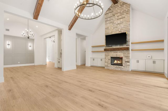 14 Brookwood, Montgomery, TX 77356
