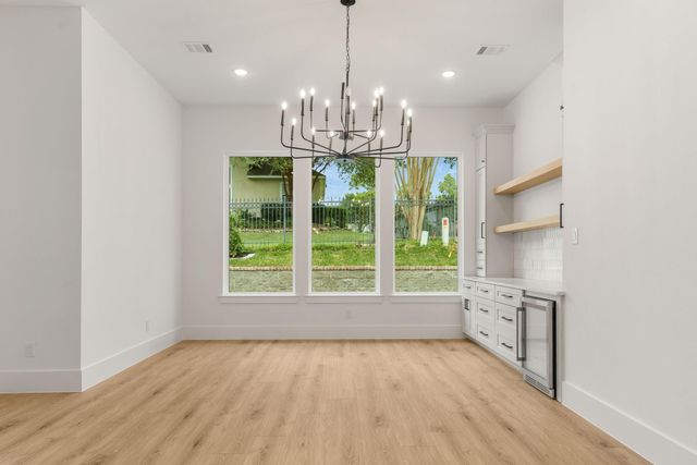 14 Brookwood, Montgomery, TX 77356