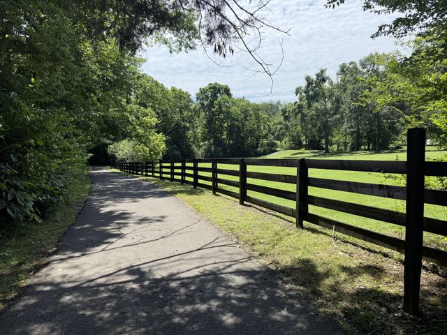 6308 Kingsbury Dr, Brentwood, TN 37027