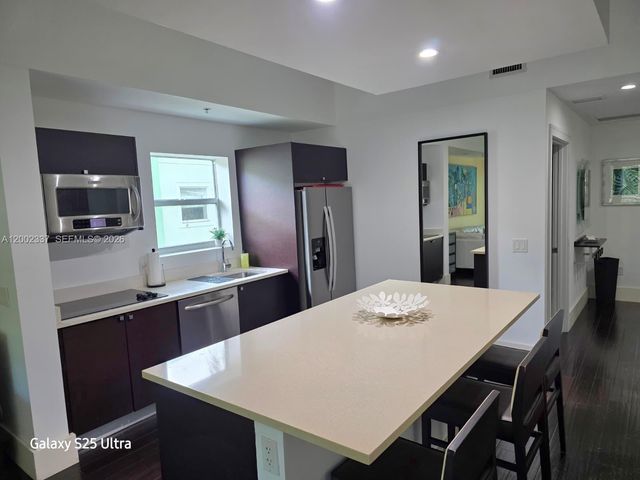 5300 NW 87th Ave 1416, Doral, FL 33178