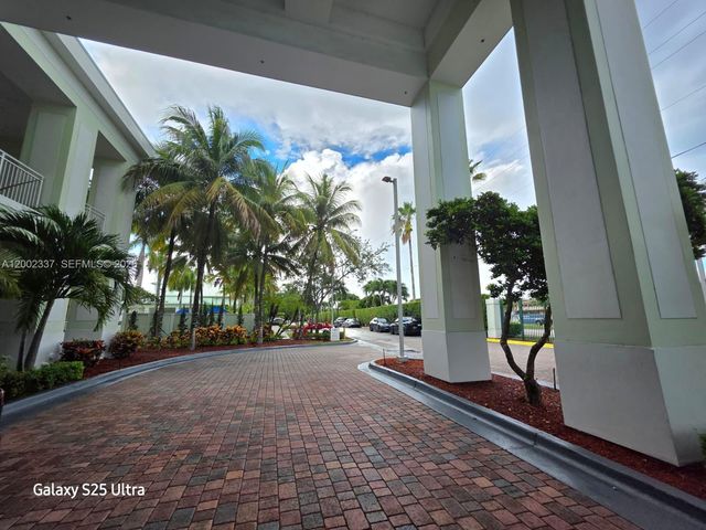 5300 NW 87th Ave 1416, Doral, FL 33178