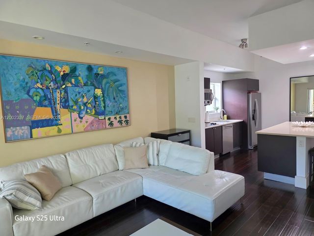 5300 NW 87th Ave 1416, Doral, FL 33178