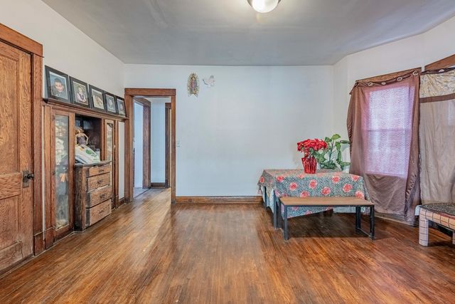 3424 W 64th Place, Chicago, IL 60629