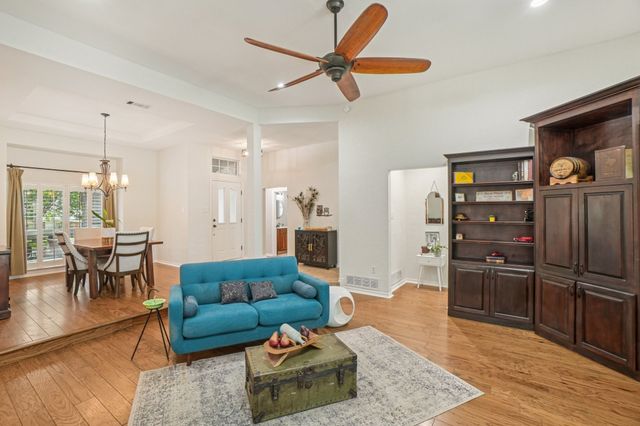 5229 Brettenmeadow Drive, Grapevine, TX 76051