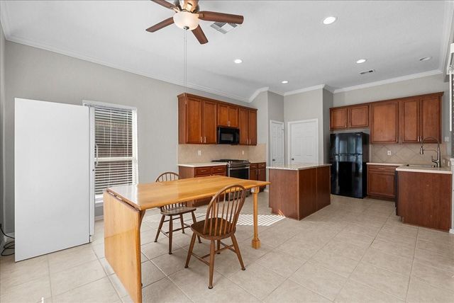 1020 Rio Grande Street, League City, TX 77573