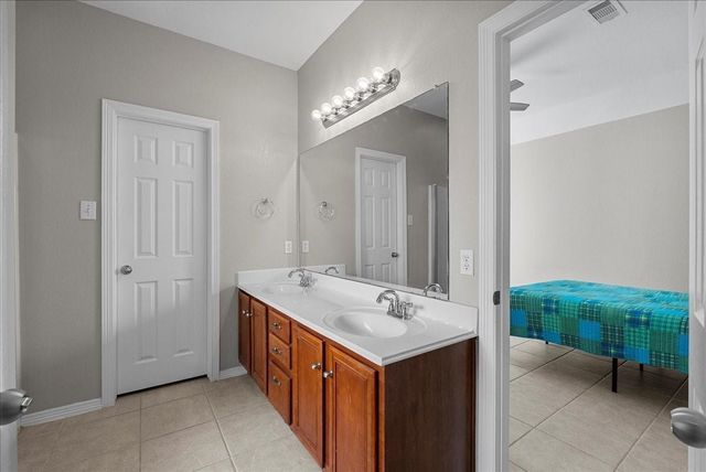 1020 Rio Grande Street, League City, TX 77573