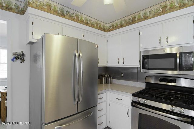 19 Walker Avenue, Spotswood, NJ 08884