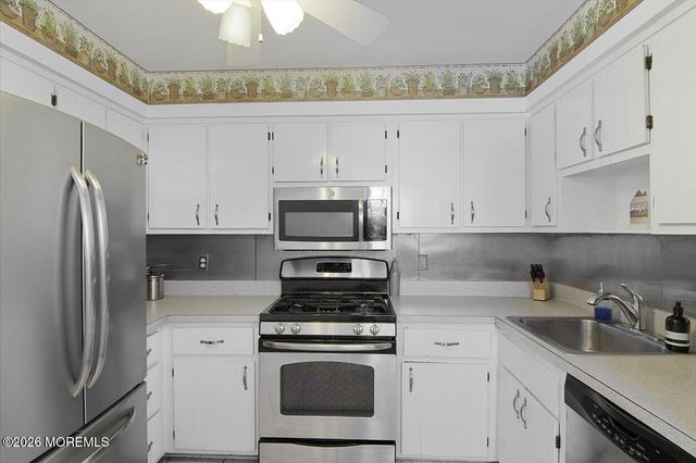 19 Walker Avenue, Spotswood, NJ 08884