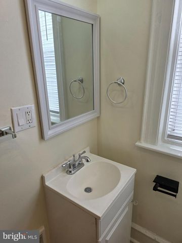 5820 LANSDOWNE AVE, Philadelphia, PA 19131