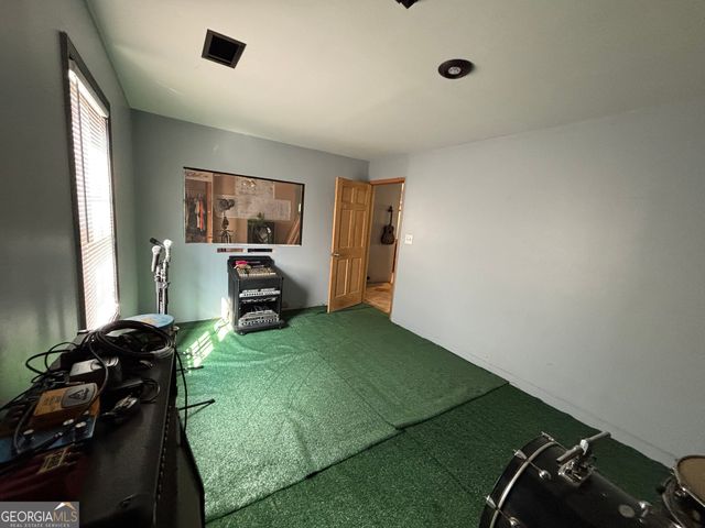 215 Cherokee Drive, Jackson, GA 30233