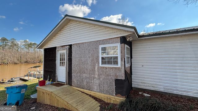 215 Cherokee Drive, Jackson, GA 30233