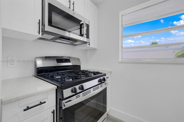 631 Jefferson Avenue 304, Miami Beach, FL 33139