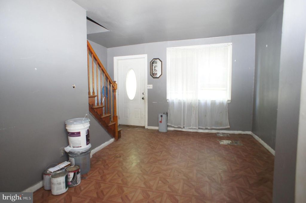 Image 3 of property listing at 2006 WHISTLER AVE, Baltimore, MD 21230