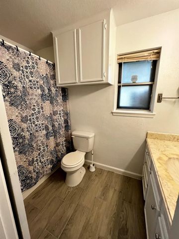 4030 Thistledown Drive, Pasadena, TX 77504