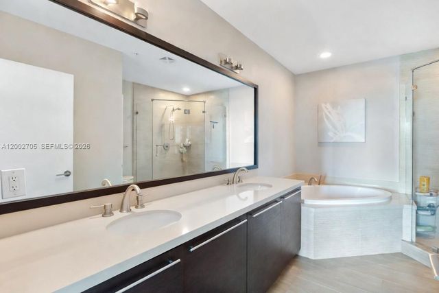 7930 East Dr 1505, North Bay Village, FL 33141