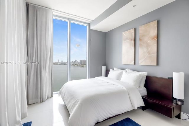 7930 East Dr 1505, North Bay Village, FL 33141