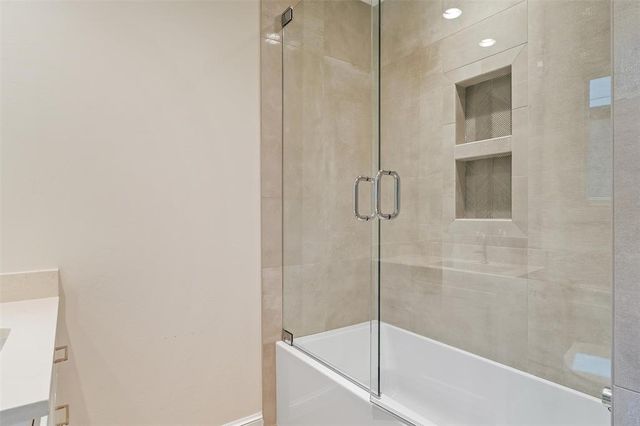 1708 Randel Road, Nichols Hills, OK 73116