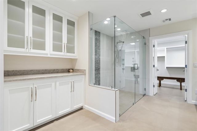 1708 Randel Road, Nichols Hills, OK 73116