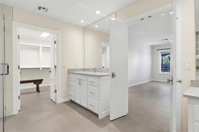 1708 Randel Road, Nichols Hills, OK 73116